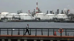 Japan Considers Oil Futures to Stabilize Yen Amid Inflation Pressure
