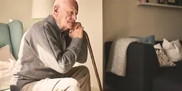Loneliness Linked to Poorer Initial Memory, Not Faster Decline in Seniors
