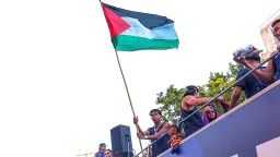 Lamine Yamal Waves Palestinian Flag, Igniting Political Debate in Football