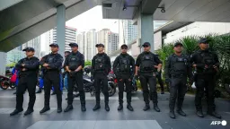 Malaysia Arrests Six Youths in Islamic State Extremism Probe