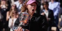 Mirra Andreeva Corrects Trophy Pose After Historic French Open Win