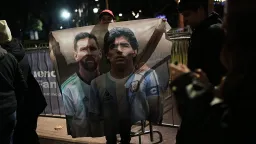 Messi Hat-Trick Powers Argentina Past Algeria in World Cup Opener