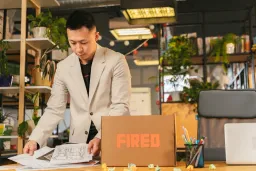 Meta’s Mass Layoffs Signal Shift from Metaverse to AI