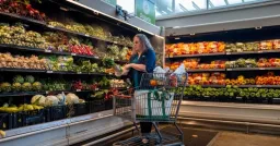 Fed Rate Hike Odds Surge as Inflation Hits 3.8%