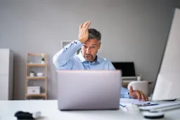 Mini-Retirements Gain Traction Among Affluent Professionals