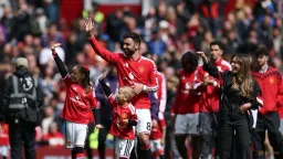 Bruno Fernandes Equals Premier League Assist Record as Man Utd Downs Nottingham Forest 3-2