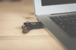 Microsoft Warns of USB-Spread Crypto Clipper Malware Targeting Wallets