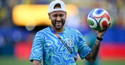 Neymar Returns: Brazil’s Superstar Lands in Miami for World Cup Showdown with Scotland