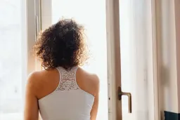 The Hidden Psychology Behind Why Weekends Can Feel More Unsettling Than Weekdays