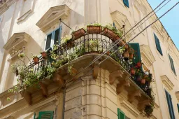 5 Costly Overseas Property Investment Mistakes to Avoid