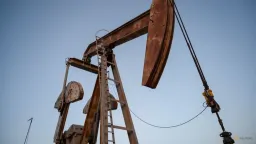 Oil Rises 3% After Iran Strikes Middle East Energy Sites