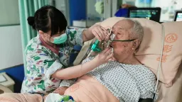 Ageing Lung Cells Drive Severe COVID, Flu Risk in Older Adults