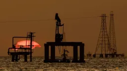 Oil Prices Surge Amid Middle East Supply Fears
