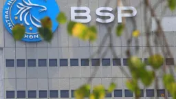 Philippine Central Bank Governor Signals Possible Off-Cycle Rate Hike