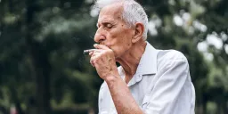 Quitting Smoking May Lower Dementia Risk, Study Finds