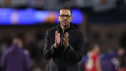 Chelsea Manager Rosenior Claims Owner Backing Amidst Four-Game Losing Streak