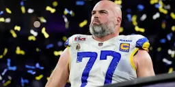 Andrew Whitworth Eyes Aaron Donald Comeback After Rams Land Myles Garrett