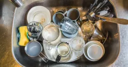 Dirty Dishes in the Sink? Psychology Reveals 9 Personality Traits