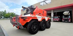 Hyundai's Firefighting Robot Enters Burning Buildings First