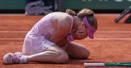 Mirra Andreeva, 19, Wins First Grand Slam at French Open