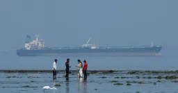 Russia Gains Billions as Iran War Lifts Oil Prices