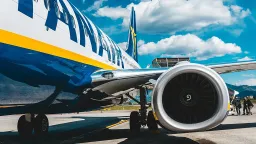 UK Regulators Probe Ryanair Family Seating Fees for Unfair Practices
