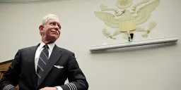 Captain 'Sully' Sullenberger Reveals Early-Onset Alzheimer's Diagnosis