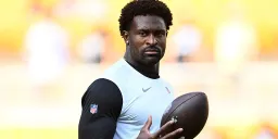 Steelers WR DK Metcalf Cleared of Criminal Charges in Fan Altercation