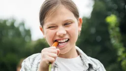 Prenatal Veggie Exposure May Reduce Picky Eating in Toddlers