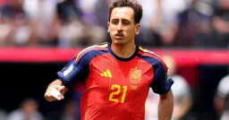 Spain Leads France 1-0 in World Cup Semifinal on Oyarzabal Penalty