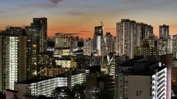 Singapore Faces Sharper Energy Tariff Increases Amid Middle East Conflict