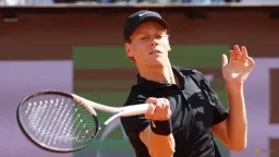 Jannik Sinner Powers Past Medvedev to Reach Italian Open Final