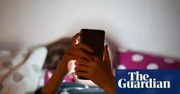 Study Links Heavy Social Media Use in Kids to Teen Anxiety, Depression