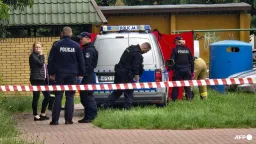 Poland PM Labels Russian Artist's Fatal Shooting a Political Murder
