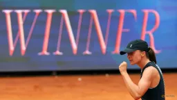 Swiatek Dominates Pegula, Reaches Italian Open Semifinals