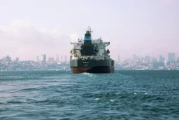 Toyota Faces Aluminum Supply Risks Amid Strait of Hormuz Tensions