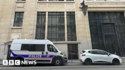 Three Arrested After Attempted Bomb Attack on Bank of America in Paris