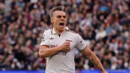 Trossard's Late Strike Keeps Arsenal's Title Dream Alive