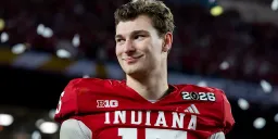 Tom Brady Welcomes Top NFL Rookie Fernando Mendoza, Offers Veteran Advice