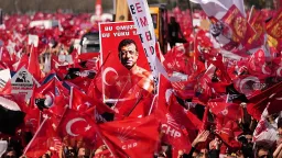 Turkish Court Overturns Main Opposition Party Leadership