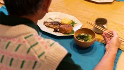 Suddenly Repulsed: Man in Japan Develops Progressive Taste Distortion