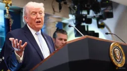 Trump Blasts Iran's Oil Transit, Cites Hormuz Strait Concerns