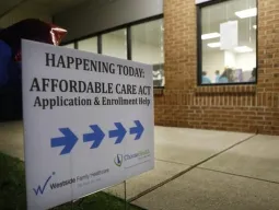 Report: 858,000 Latinos in Florida Face Losing Health Insurance