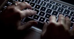 Former CSIS Analyst Warns of Online Threat Overload