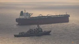 Trump Halts Hormuz Operation, Pushes for Iran Deal