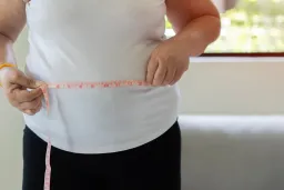 Testosterone Gel Reduces Dangerous Belly Fat in Older Women
