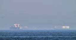 Trump Threatens Force as U.S. Challenges Iran's Strait of Hormuz Closure