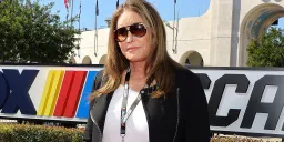 Caitlyn Jenner Urges Tiger Woods to Seek Professional Help After DUI