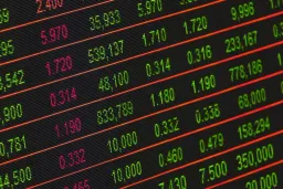 Trump Token Sees Whale Accumulation Amidst Political Scrutiny