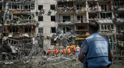 Russia Strikes Kyiv Again: 14 Killed in New Wave of Attacks